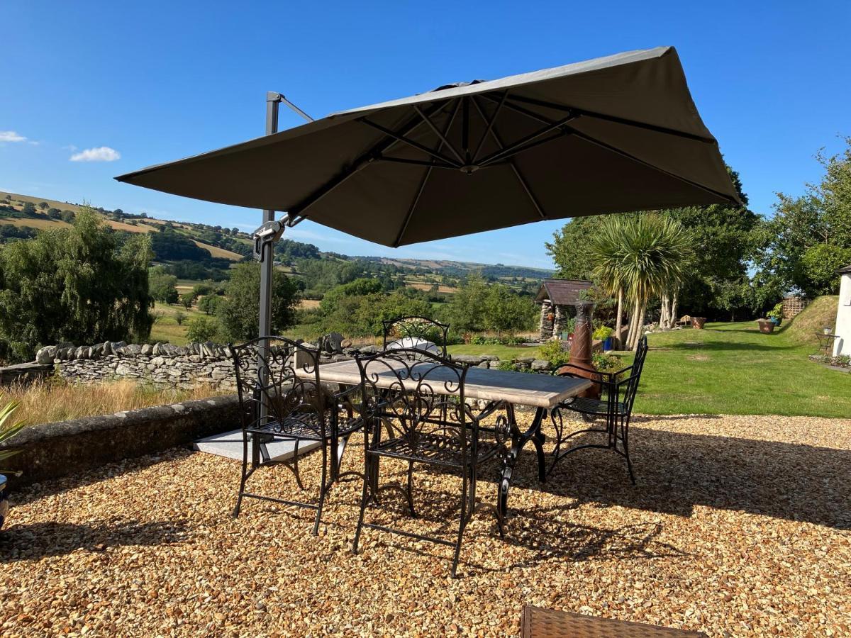 مبيت وإفطار كورين Hares Hideaway At Coed Moelfa المظهر الخارجي الصورة