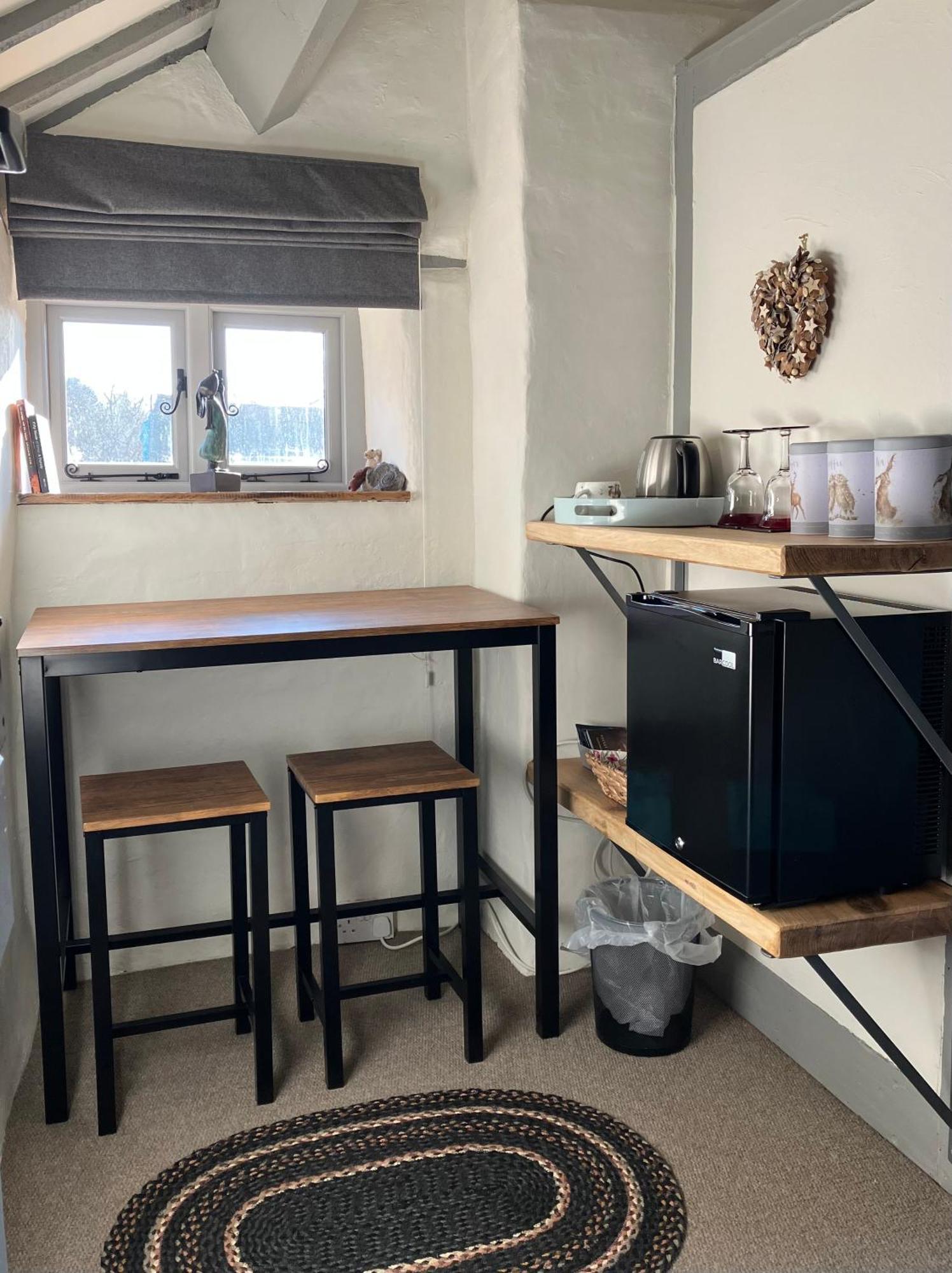 مبيت وإفطار كورين Hares Hideaway At Coed Moelfa المظهر الخارجي الصورة